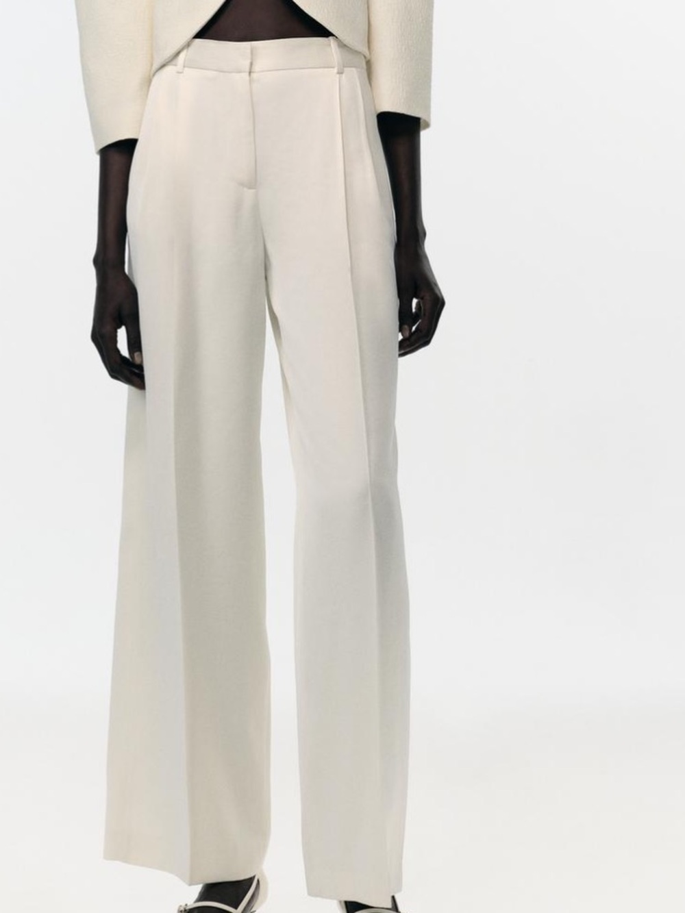 Zara NWT straight leg trousers with pleats yellowish 9072/580